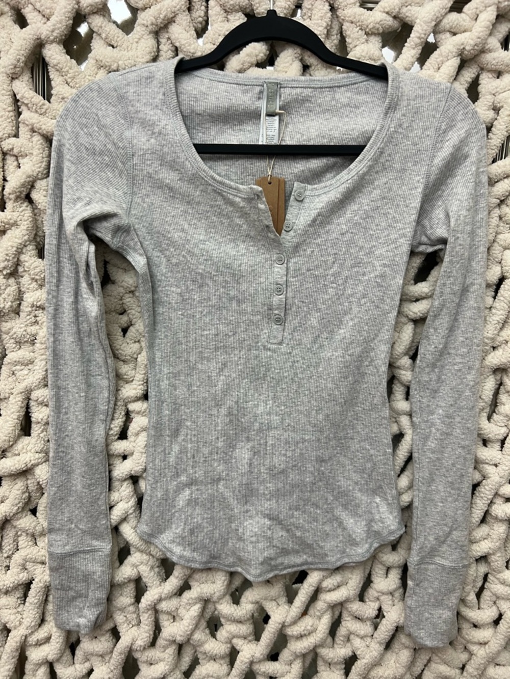 SKIMS COTTON RIB SCOOP NECK HENLEY NWT - LIGHT HEATHER GRAY